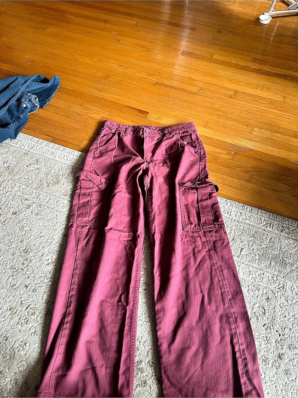 Divided Wide Leg Cargo Pants in Pink Like New